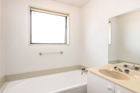 Photo of property in 2/61 Caledonian Road, St Albans, Christchurch, 8014