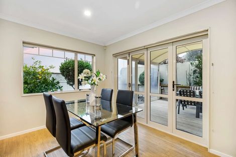 Photo of property in 10 West Street, Papakura, 2110