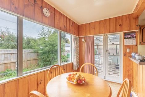 Photo of property in 2a Karu Crescent, Waikanae, 5036