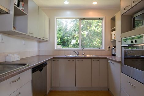 Photo of property in 8 Laser Place, Bayview, Auckland, 0629