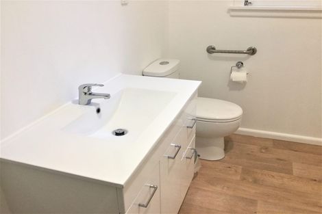 Photo of property in 256 Waimairi Road, Ilam, Christchurch, 8041