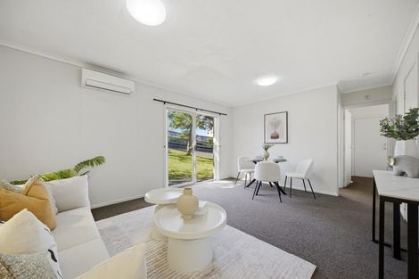 Photo of property in 1/9 Phillipa Place, Browns Bay, Auckland, 0630