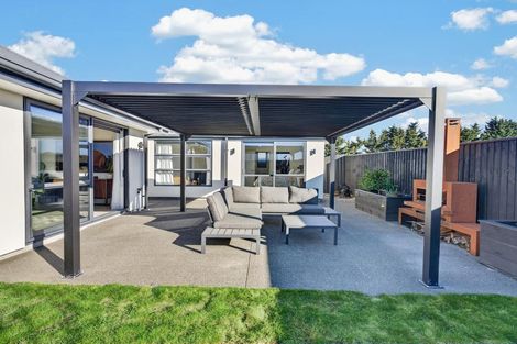 Photo of property in 5 Kearns Drive, Halswell, Christchurch, 8025