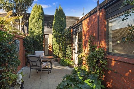 Photo of property in 2/62 Murray Place, St Albans, Christchurch, 8014