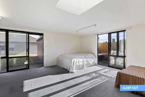 Photo of property in 27 Curletts Road, Sockburn, Christchurch, 8042