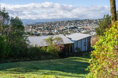 Photo of property in 12 Alanbrooke Place, Karori, Wellington, 6012