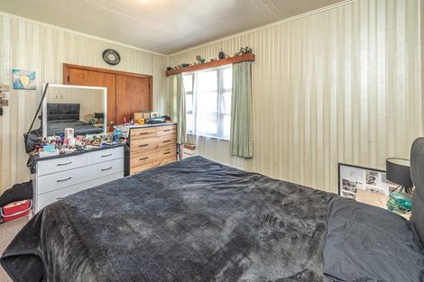 Photo of property in 9 Cornfoot Street, Castlecliff, Whanganui, 4501