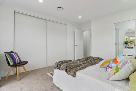 Photo of property in 3 Villino Place, Randwick Park, Auckland, 2105
