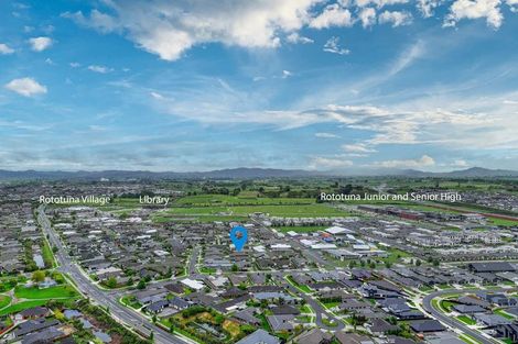 Photo of property in 8 Piwakawaka Court, Rototuna North, Hamilton, 3210