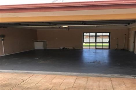 Photo of property in 8 Cottesmore Place, Huntington Park, Auckland, 2013