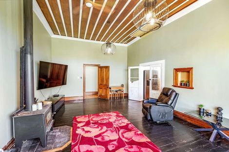 Photo of property in 50 Kimber Street, Halcombe, Feilding, 4779