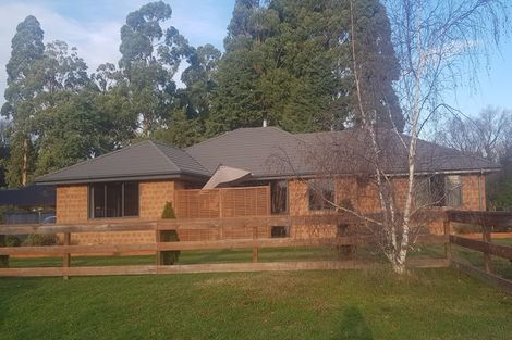 Photo of property in 10 Crawford Close, Amberley, 7410