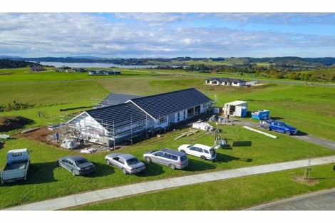 Photo of property in 4 Fernbird Grove, Kerikeri, 0294