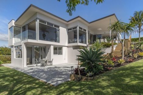 Photo of property in 5 Tinopai Drive, Omokoroa, 3114