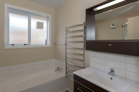 Photo of property in 21 Lochee Road, Upper Riccarton, Christchurch, 8041