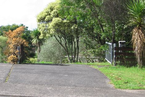 Photo of property in 14 Aquarius Avenue, Glen Eden, Auckland, 0602