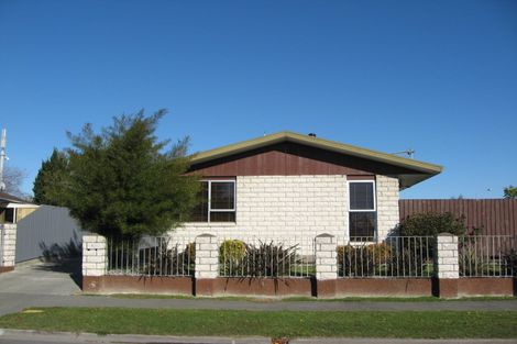 Photo of property in 34 Shenley Drive, Belfast, Christchurch, 8051