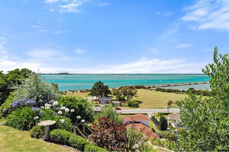 Photo of property in 35 Mount Pleasant Road, Mount Pleasant, Christchurch, 8081