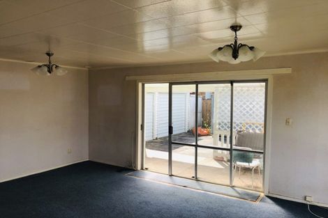 Photo of property in 14 Kowhai Street, Hamilton Lake, Hamilton, 3204