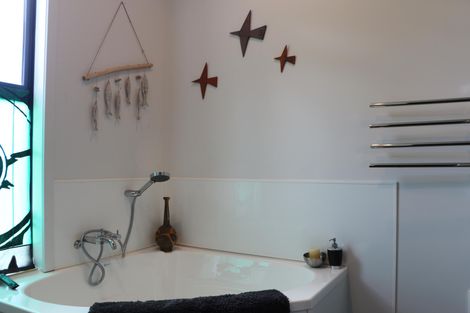 Photo of property in 26 Coachmans Way, Cable Bay, 0420