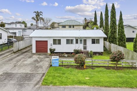 Photo of property in 33 Stevenson Road, Clarks Beach, 2122