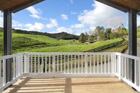 Photo of property in 49 Opoto Place, Kaukapakapa, 0873