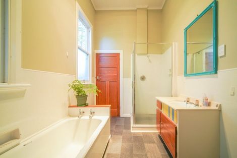 Photo of property in 54 Grey Street, Marton, 4710