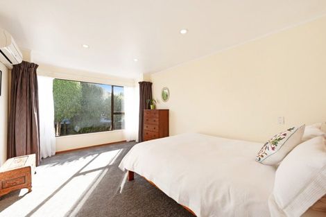 Photo of property in 24a Beauchamp Street, Karori, Wellington, 6012