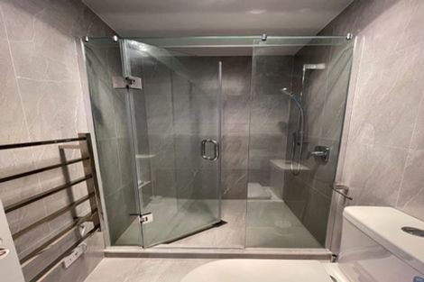 Photo of property in 2d Pinero Place, Bucklands Beach, Auckland, 2014