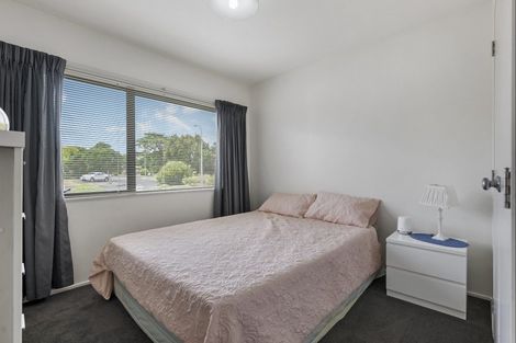 Photo of property in 19 Perotti Place, Conifer Grove, Takanini, 2112