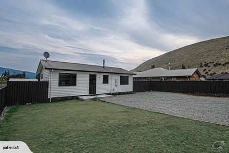 Photo of property in 46 Perriam Place, Mount Pisa, Cromwell, 9383