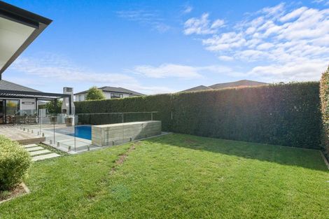 Photo of property in 33 Pohutukawa Parade, Riverhead, 0820