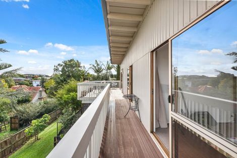 Photo of property in 10 Pine Terrace, Howick, Auckland, 2014