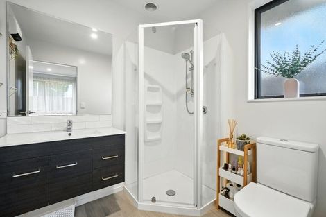 Photo of property in 28 John Raven Lane, Woodend, 7610