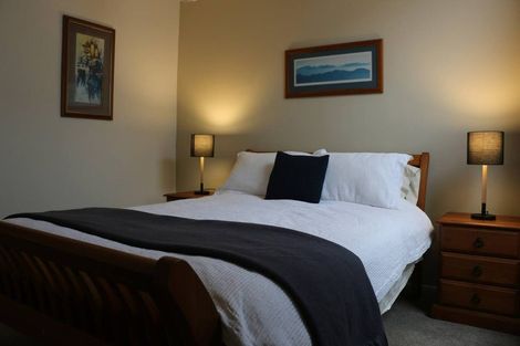 Photo of property in 9 Shannon Street, Mount Victoria, Wellington, 6011