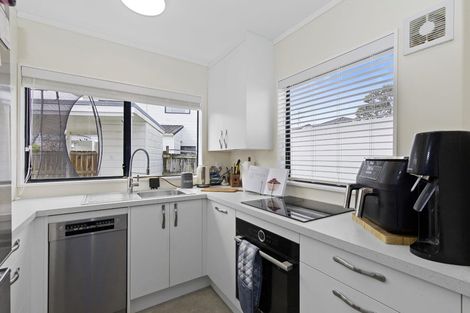 Photo of property in 4/24 Mason Street, Moera, Lower Hutt, 5010