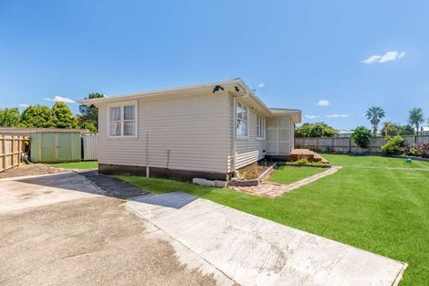 Photo of property in 1/1 Cooper Place, Papakura, 2110