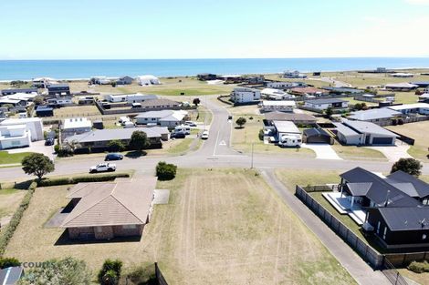 Photo of property in 30 Arakotipu Boulevard, Waiotahe, Opotiki, 3198