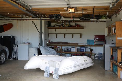 Photo of property in 26 Coachmans Way, Cable Bay, 0420