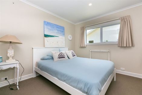 Photo of property in 167 Henwood Road, Paraite, New Plymouth, 4372