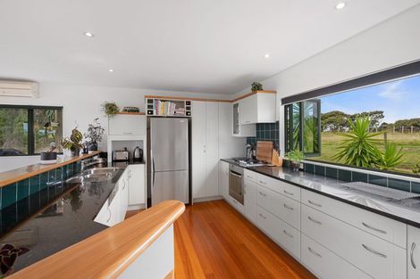 Photo of property in 357 Mclachlan Road, Kaukapakapa, Warkworth, 0984
