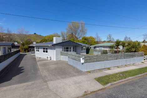 Photo of property in 24 Mckenzie Street, Witherlea, Blenheim, 7201