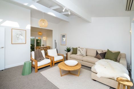 Photo of property in 24 Charles Street, Westshore, Napier, 4110