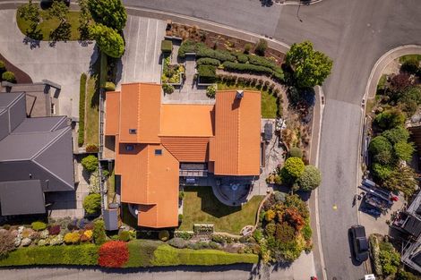 Photo of property in 1 Garland Terrace, Kelvin Heights, Queenstown, 9300