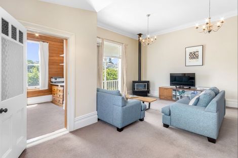 Photo of property in 21 May Avenue, Hospital Hill, Napier, 4110