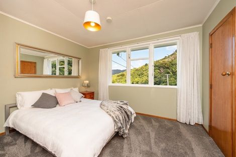 Photo of property in 12 Tobruk Street, Karori, Wellington, 6012