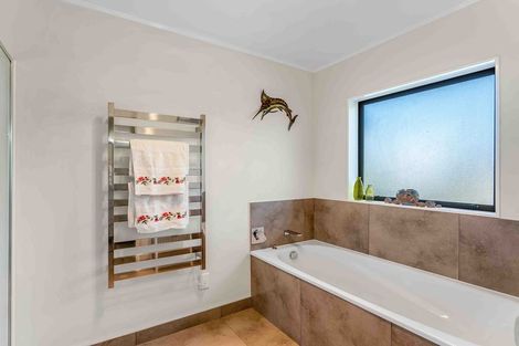 Photo of property in 45 Merlot Heights, Huapai, Kumeu, 0810