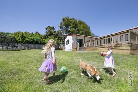 Photo of property in 9 Duke Street, Riverhead, 0820