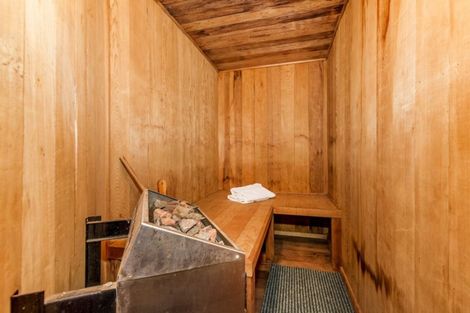 Photo of property in 25 Sylvan Park Avenue, Milford, Auckland, 0620