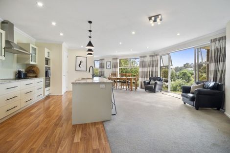 Photo of property in 4 Feltham Street, Hunterville, 4730